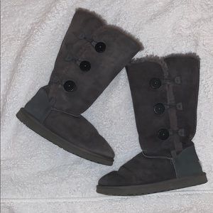 Nice Ugg Boots with Buttons